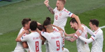 EURO 2020’de ilk çeyrek finalist Danimarka oldu