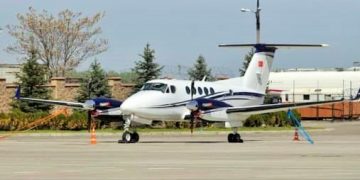 Özel jet Bişkek Havaalanına az önce indi. Eğitimci İnandı’yı almak için geldi