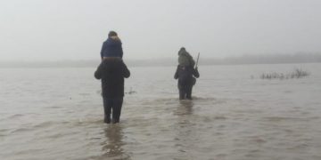 Meriç’in taşan sularında 12 saat yürümek zorunda kalan çocukların hikayesi…