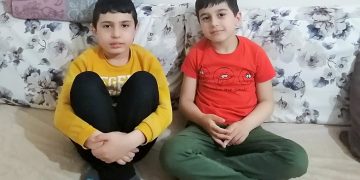 Zulüm devam ediyor: Babaları 28 aydır tutuklu olan Murat ve Bahadır’ın anneleri de tutuklandı