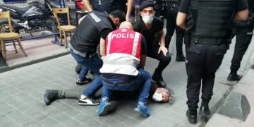 AFP foto muhabiri böyle gözaltına alındı: Nefes alamıyorum!