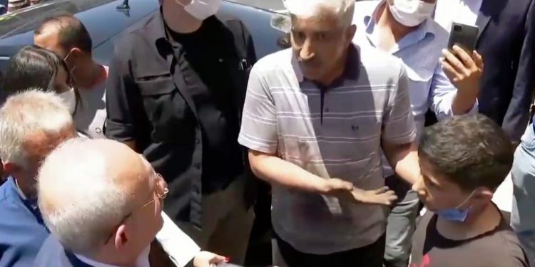 KHK’lı polisin oğlundan Kılıçdaroğlu’na: Babam, abilerim okudu onları hapse aldılar, ben okumak istemiyorum