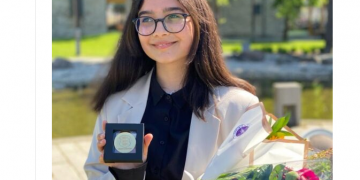 Sürgün hayatından altın madalyaya giden başarı: Hatice İrem Coşkun,  2,5 yılda okulunu birincilikle bitirdi