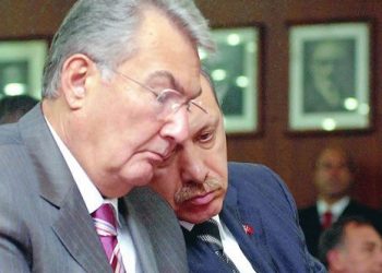 Zülfü Livaneli: Baykal, Erdoğan’ın önünü Cumhurbaşkanlığı vaadiyle açtı