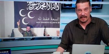 Erdoğan’ın ‘uzun kolu’ Almanya’ya uzandı: Gazeteci Erk Acarer’e Berlin’deki evinde bıçaklı saldırı