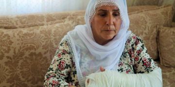 Diyarbakır’da kadınların kol ve dişini kıran polislere takipsizlik
