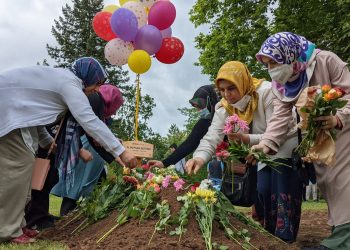 M.Ali Şengül Hoca’nın yanına defnedildi: KHK zulmüne uğrayan Nurefşan’ın Almanya’daki vedası