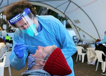 NSW’de 2 kişi daha öldü:  Kovid-19’dan ölenlerin sayısı 920’ye yükseldi