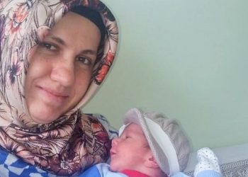 Sekiz aylık hamile Huriye Acun’u 20 gündür hücrede tutuyorlar