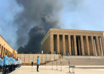 Ankara’da yangın: Dumanlar Anıtkabir’e ulaştı