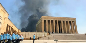 Ankara’da yangın: Dumanlar Anıtkabir’e ulaştı