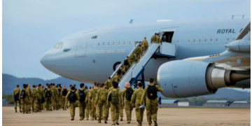 BAE’e ilk kafile ulaştı: Avustralya, Kabil’deki vatandaşlarını tahliye etmeye başladı