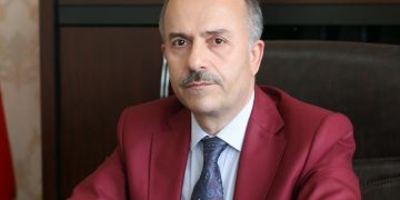 3.2 milyona makam odasını yenileyen rektör kendisine özel banyo yaptırıyor