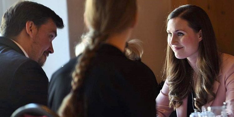 Finlandiya Başbakanı Sanna Marin, ailesiyle yaptığı kahvaltının parasını devlete iade etti