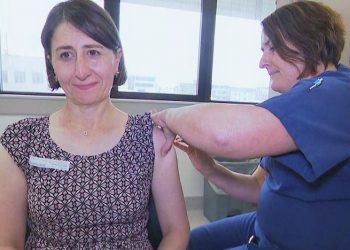 NSW Başbakanı Berejiklian: Virüsü durdurmak istiyorsak aşı vurmada zaman kaybetmeyin
