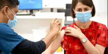 6 milyon doz hedefine ulaşıldı: NSW’de Eylül ayı içinde COVİD-19 kısıtlamaları hafifletilecek