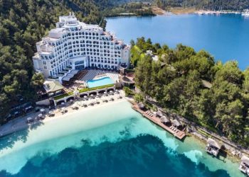 Gasp edilen  Koza-İpek Grubuna ait 7 yıldızlı otel M.Gökçek’in gizli kasasına peşkeş çekilmiş!