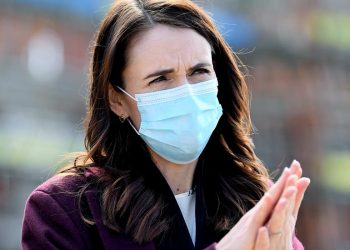 Yeni Zelanda’da bir Covid-19 vakası ulusal kapanma getirdi