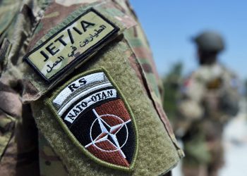 NATO: Afgan makamlarına verilen tüm destek askıya alındı