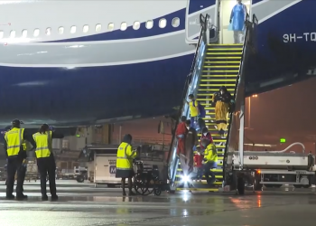 Avustralyalı ilk kafile Perth’e indi:BaşbakanMorrison, Kabil’deki kaotik durumun devam ettiğini söyledi