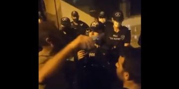 Polis saldırganlara böyle yol gösterdi: Sessiz olun, parça parça hareket edin