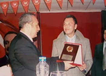 Halk TV canlı yayın sırasında basıldı, saldırgan başı AKP’li Sertan Yüce