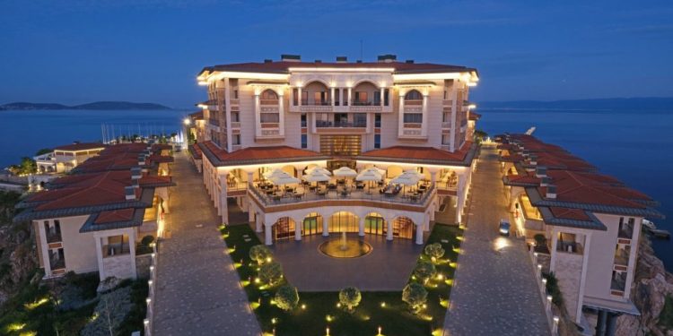 Başbakan Menderes’in asıldığı Yassıada’ya ‘mahremiyeti en üst düzeyde’ otel yapıldı