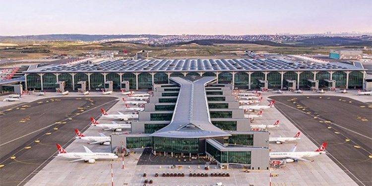 Açılışını Erdoğan yapmıştı:   Sahibinden satılık Zafer Havalimanı