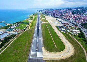 Çatlayan Trabzon Havalimanı pistinin altından da “5’li çete” çıktı