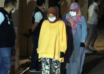 Uşak’ta çıplak aranan kız öğrencilere ceza: Bu bir siyasi intikam operasyonu