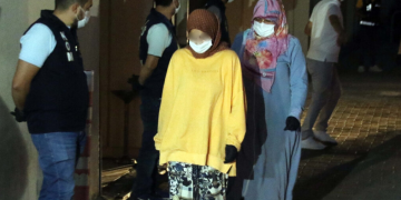 Uşak’ta çıplak aranan kız öğrencilere ceza: Bu bir siyasi intikam operasyonu