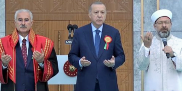 Ülkeyi AİHM’de mahkum ettiren Adaletin, ruhuna el Fatiha: Akarca-Erdoğan-Erbaş üçlüsü sosyal medyada viral oldu