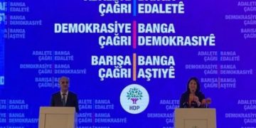HDP’den Demokrasi Tutum Belgesi: Siyasi davaların sonuçları ortadan kaldırılsın