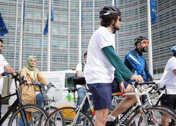 Koşulsuz Adalet Hareketi, Demirtaş ve siyasi tutuklular adına Uluslararası Ceza Mahkemesi’nin önüne  tohum ekti