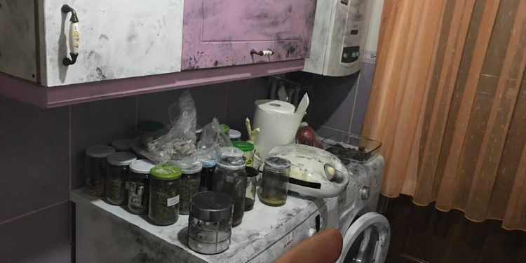 AKP rejiminin cadı avı: İstanbul polisinden 3 çocuğa siyah karbon işkencesi