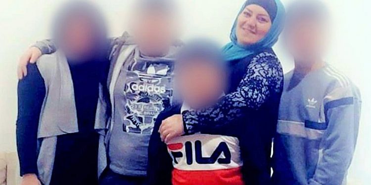 Sydney’de, 38 yaşında 4 çocuk annesi, COVİD testi sonrası hayatını kaybetti