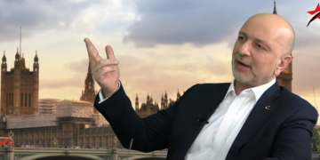 Akın İpek : Melih Gökçek, rüzgarın dönmesiyle 180 derece döndü , Cemaat düşmanı olduğunu göstermek için eziyet ediyor