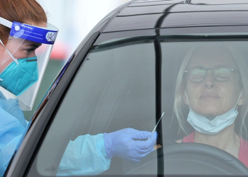 Sağlık Bakanı, 2. aşılamanın yüzde 66,5’e vardığını açıkladı: NSW’de, aşılama oranı artıkça vaka sayısı hızla düşüyor