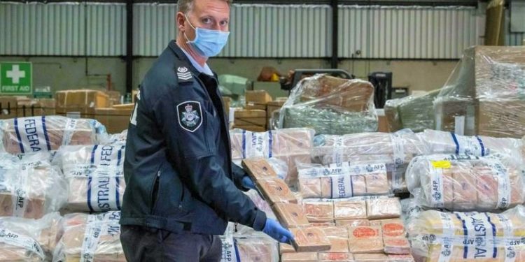 Federal Polis uyuşturucu tacirlerine geçit vermedi: Melbourne’de 104 milyon dolarlık eroin operasyonu