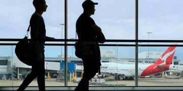 Covid 19 önlemleri gevşetildi: Avustralya 18 ay sonra  yurtdışına seyahat kapılarını açılyor