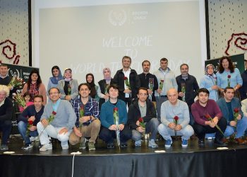 Sürgündeki eğitimciler ‘Dünya Öğretmenler Günü’nde unutulmadı: Hollanda kazandı, Türkiye kaybetti