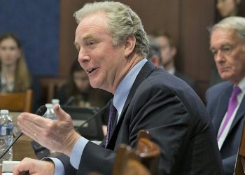 ABD’li senatörlerden Biden’a  mektup: Türkiye’de demokrasiye yönelik tehditten Erdoğan sorumlu tutulsun