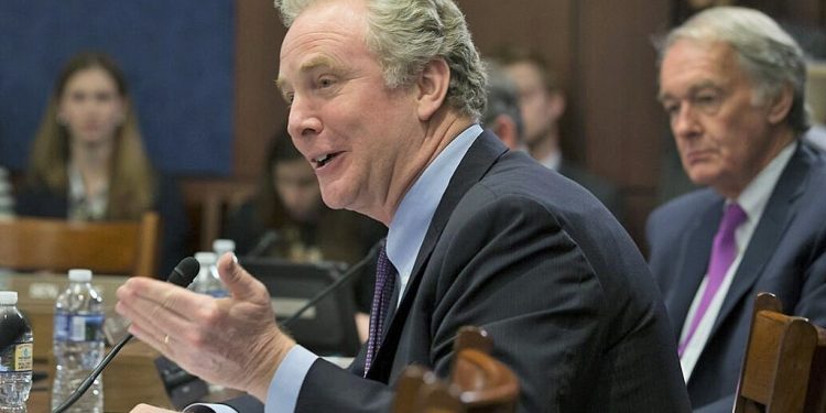 ABD’li senatörlerden Biden’a  mektup: Türkiye’de demokrasiye yönelik tehditten Erdoğan sorumlu tutulsun