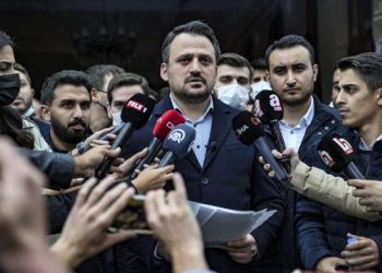 AKP rejiminin paralel yapılanması: Sızdırılan TÜGVA belgelerinden MİT’e yapılan personel alımları çıktı