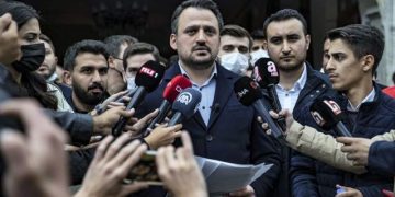 AKP rejiminin paralel yapılanması: Sızdırılan TÜGVA belgelerinden MİT’e yapılan personel alımları çıktı