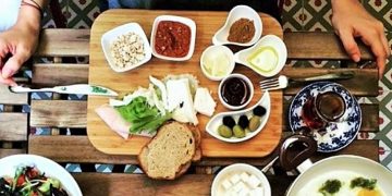 Bir AK Partili yöneticiyle gündem muhabbeti