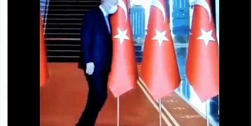 Saray’da yürüyemez hale geldi: Erdoğan’ın yürümekte zorlandığı görüntüler