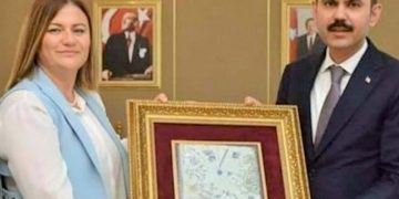 Çifte maaşlı AKP’li Havvanur Yurtsever HSK üyesi oldu