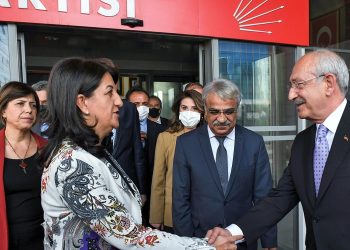 HDP Eş Genel Başkanlarından CHP’ye ziyaret: Geçiş dönemini konuştuk