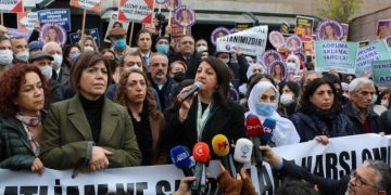 Sanık, jandarmaya gülümsedi, aileyi tahrik etti: Katilin arkasındaki güçler ortaya çıkarılmalı